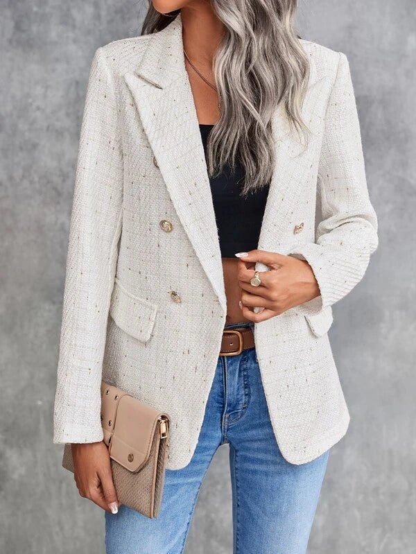 Elegante Blazer met Dubbele knoop - FashionmodeonElegante Blazer met Dubbele knoopJSVH E - ComFashionmodeonDWOD1 - CL3530011705845540301/619Elegante Blazer met Dubbele knoopElegante Blazer met Dubbele knoopWitS