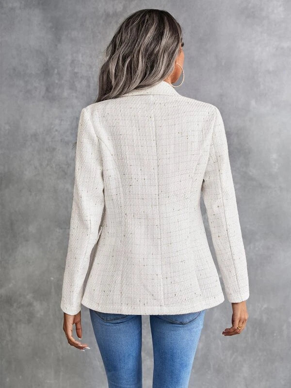 Elegante Blazer met Dubbele knoop - FashionmodeonElegante Blazer met Dubbele knoopJSVH E - ComFashionmodeonDWOD1 - CL3530011705845540301/619Elegante Blazer met Dubbele knoopElegante Blazer met Dubbele knoopWitS